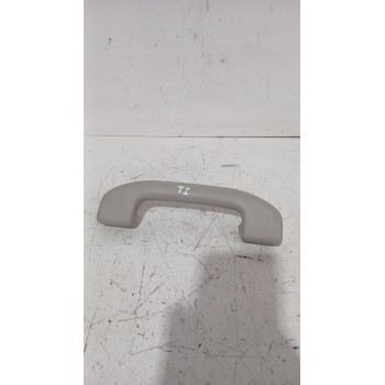 Recambio de asidero techo trasero izquierdo para nissan juke (f15) 1.5 dci referencia OEM IAM 739401KL0B  