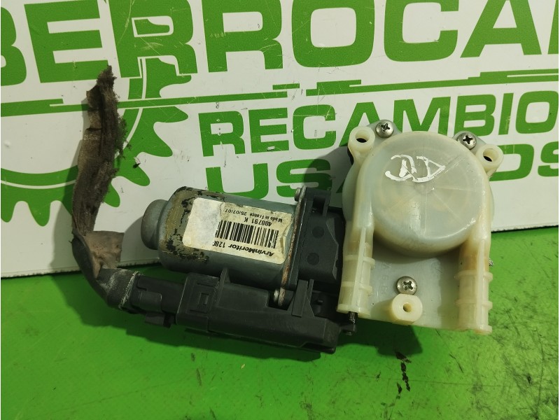 Recambio de elevalunas delantero derecho para renault megane ii classic berlina 1.5 dci diesel referencia OEM IAM 400791K  