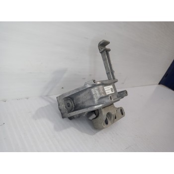 Recambio de soporte motor derecho para volkswagen touran (5t1) advance bmt referencia OEM IAM 5Q0199262DE  