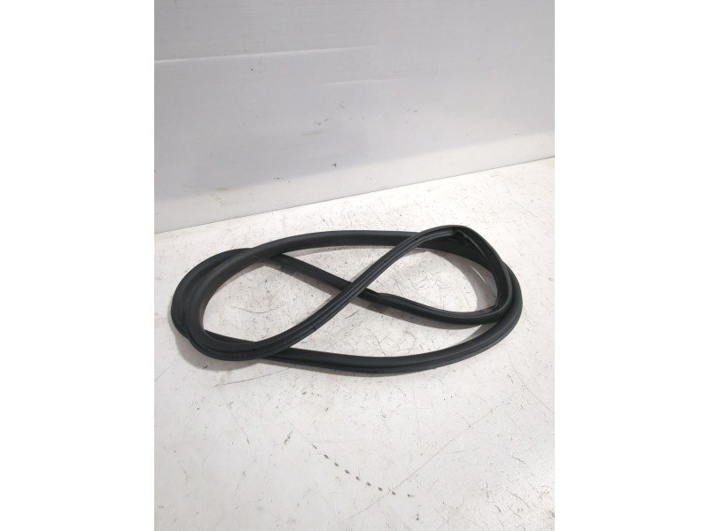 Recambio de goma contorno para ford puma (j2k, cf7) 1.0 ecoboost referencia OEM IAM S253A10  