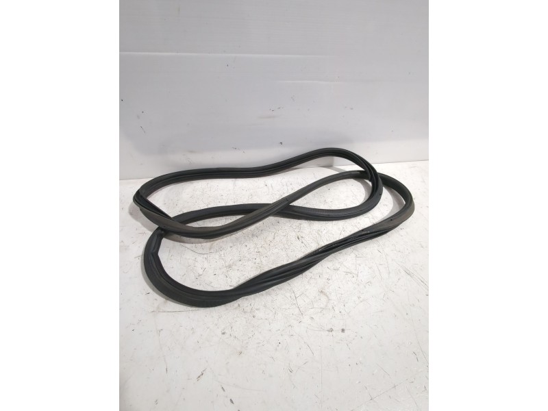 Recambio de goma contorno para ford puma (j2k, cf7) 1.0 ecoboost referencia OEM IAM S404A07  