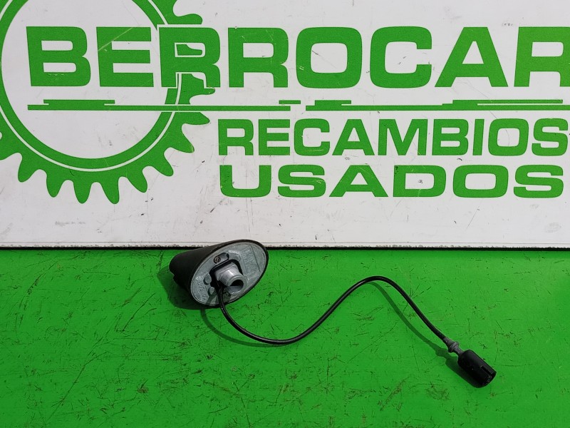 Recambio de base de antena para skoda fabia (6y2/6y3) 1.2 12v referencia OEM IAM 28216BC20A  