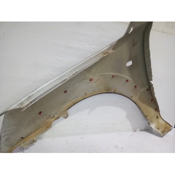 Recambio de aleta delantera derecha para kia sorento 2.5 crdi referencia OEM IAM 663213E100  