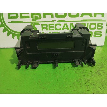 Recambio de pantalla multifuncion para renault megane ii classic berlina 1.5 dci diesel referencia OEM IAM 8200290542  