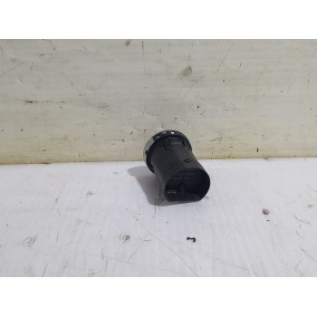 Recambio de rejilla aireadora para peugeot 308 sw envy referencia OEM IAM 9658515377  