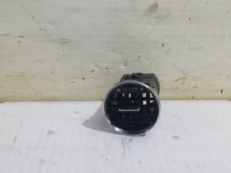 Recambio de rejilla aireadora para peugeot 308 sw envy referencia OEM IAM 9658515377  