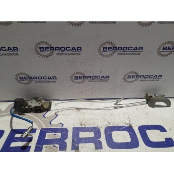 Recambio de cerradura puerta trasera derecha para kia sorento 2.5 crdi referencia OEM IAM 814203E010  