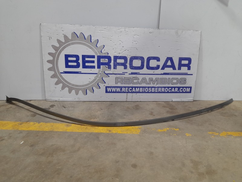 Recambio de moldura para mercedes-benz clase e (w212) lim. 2.1 cdi cat referencia OEM IAM A2126900582  