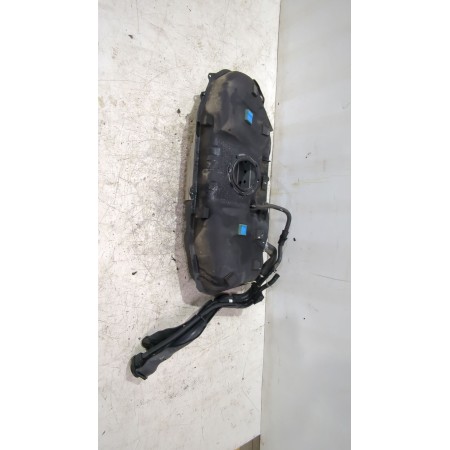 Recambio de deposito combustible para kia stonic (yb) 1.0 t-gdi referencia OEM IAM 31150H8000  