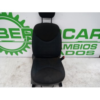 Recambio de asiento delantero derecho para citroën c3 1.4 hdi sx referencia OEM IAM 8861TP  