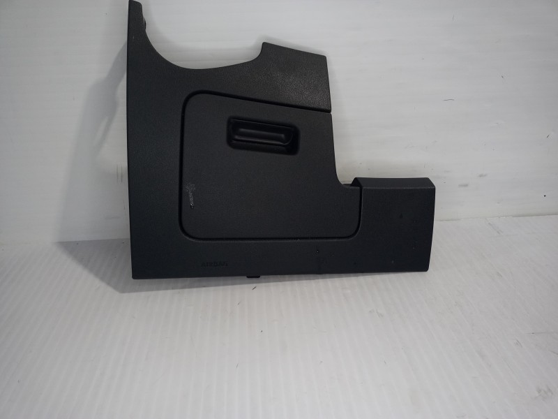 Recambio de moldura para volkswagen touran (5t1) advance bmt referencia OEM IAM 5TB858365  