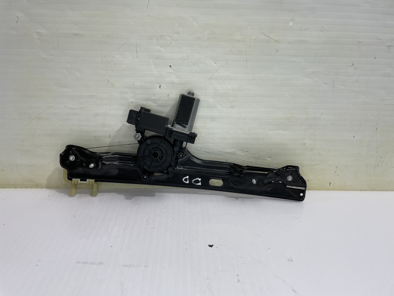 Recambio de elevalunas delantero derecho para jeep avenger altitude referencia OEM IAM 52232931  