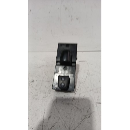 Recambio de mando elevalunas delantero derecho para nissan juke (f15) 1.5 dci referencia OEM IAM 254111KA5A  
