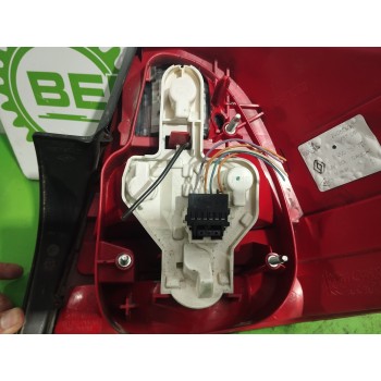 Recambio de piloto trasero izquierdo para renault megane ii classic berlina 1.5 dci diesel referencia OEM IAM 8200757700  