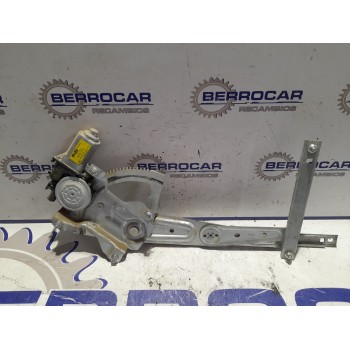 ELEVALUNAS TRASERO DERECHO 834603E000 