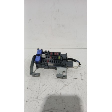 Recambio de caja reles / fusibles para nissan juke (f15) 1.5 dci referencia OEM IAM PA66PPE  