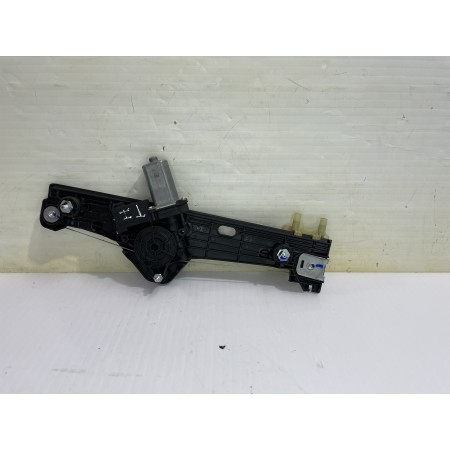 Recambio de elevalunas trasero izquierdo para jeep avenger altitude referencia OEM IAM 52232934  