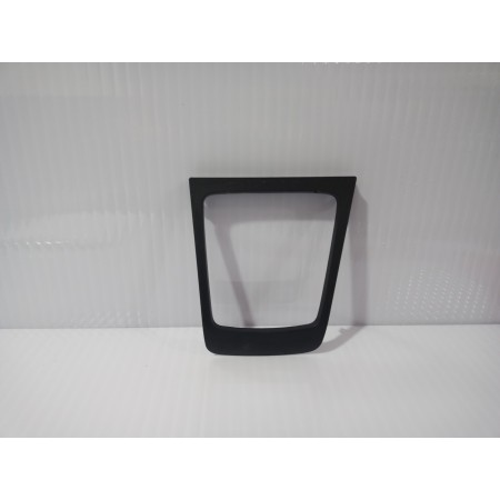 Recambio de moldura para skoda yeti active referencia OEM IAM 1Z1863212  