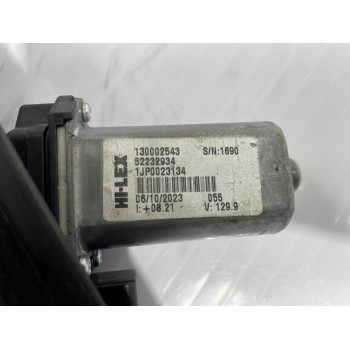 Recambio de elevalunas trasero izquierdo para jeep avenger altitude referencia OEM IAM 52232934  