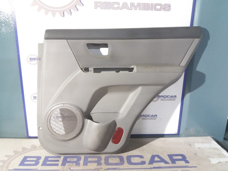 Recambio de guarnecido puerta trasera derecha para kia sorento 2.5 crdi referencia OEM IAM 833603E000  