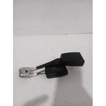 Recambio de enganche cinturon trasero izquierdo para seat exeo (3r2) 1.8 tsi referencia OEM IAM 3R0857739  