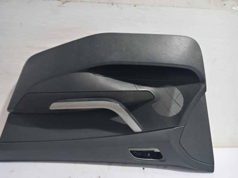 Recambio de guarnecido puerta delantera derecha para peugeot 308 sw envy referencia OEM IAM 9656771077  