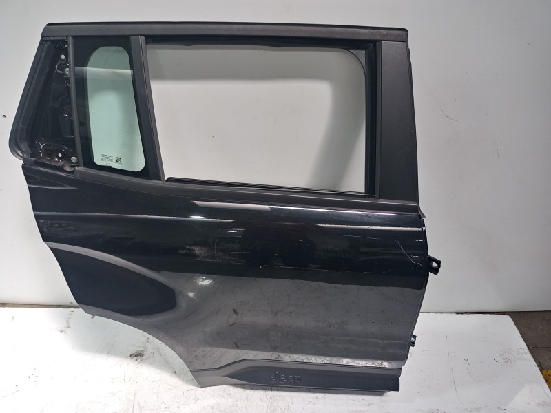 Recambio de puerta trasera derecha para jeep avenger altitude referencia OEM IAM 52169934  