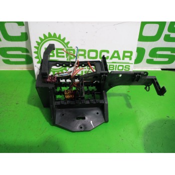 Recambio de caja reles / fusibles para seat ibiza (6l1) 1.9 sdi referencia OEM IAM 6Q0972595A  