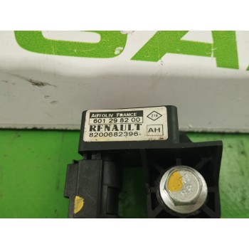 Recambio de sensor para renault megane ii classic berlina 1.5 dci diesel referencia OEM IAM 8200682396  