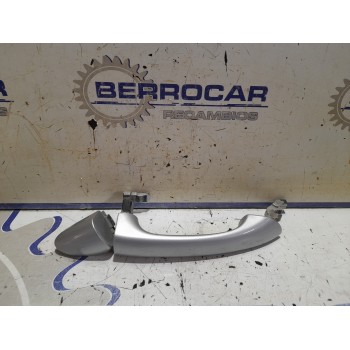 Recambio de maneta exterior delantera derecha para mercedes-benz clase c (w203) berlina 2.2 cdi cat referencia OEM IAM A20376002