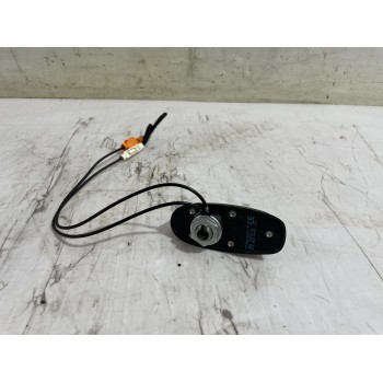 Recambio de base de antena para opel corsa f edition referencia OEM IAM 920204032  