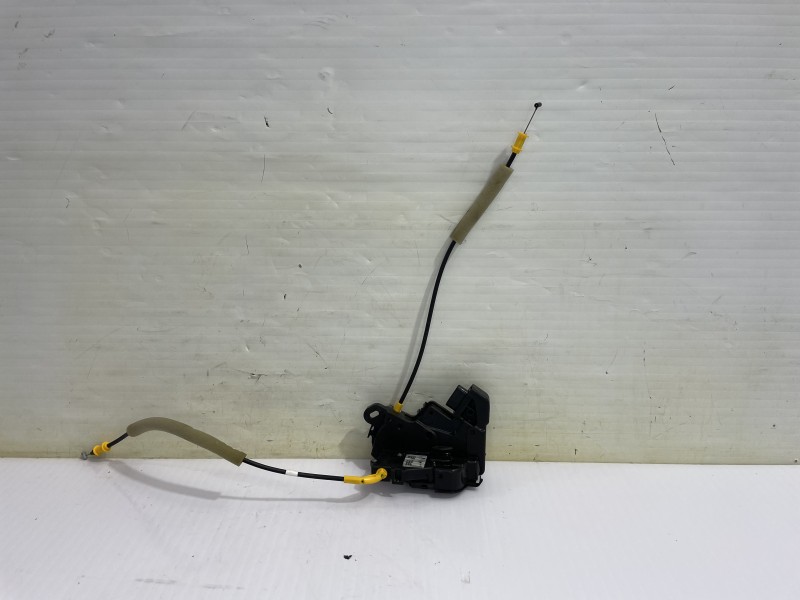 Recambio de cerradura puerta trasera izquierda para jeep avenger altitude referencia OEM IAM 9846871180  