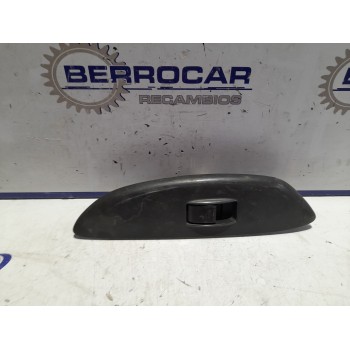 Recambio de mando elevalunas delantero derecho para toyota corolla (e12) 1.4 turbodiesel cat referencia OEM IAM 8480102381B0  