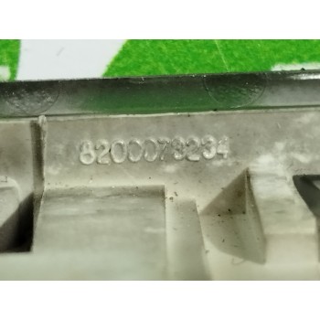 Recambio de luz interior para renault megane ii classic berlina 1.5 dci diesel referencia OEM IAM 8200073234  