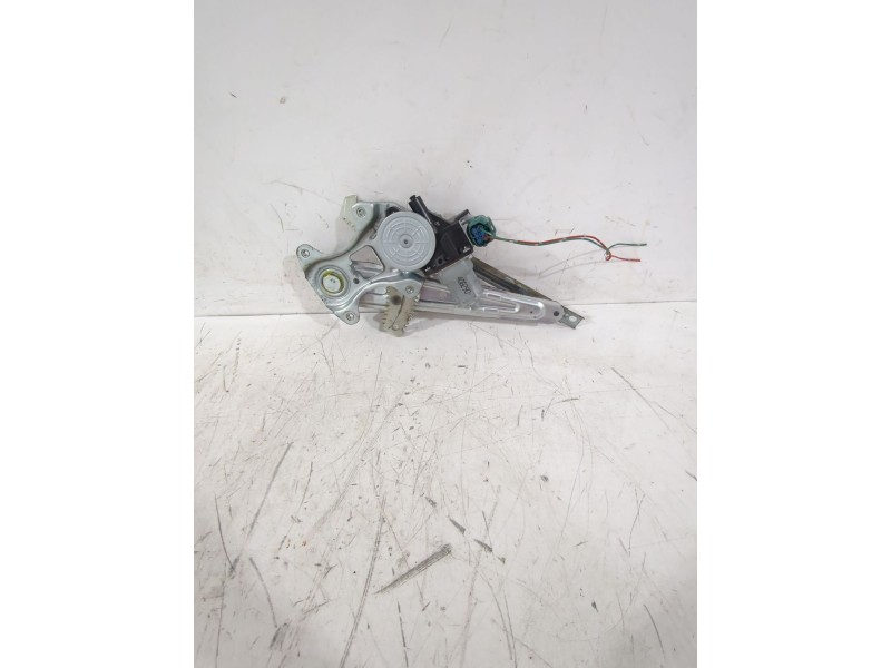 Recambio de elevalunas trasero izquierdo para nissan juke (f15) 1.5 dci referencia OEM IAM 827211U600  