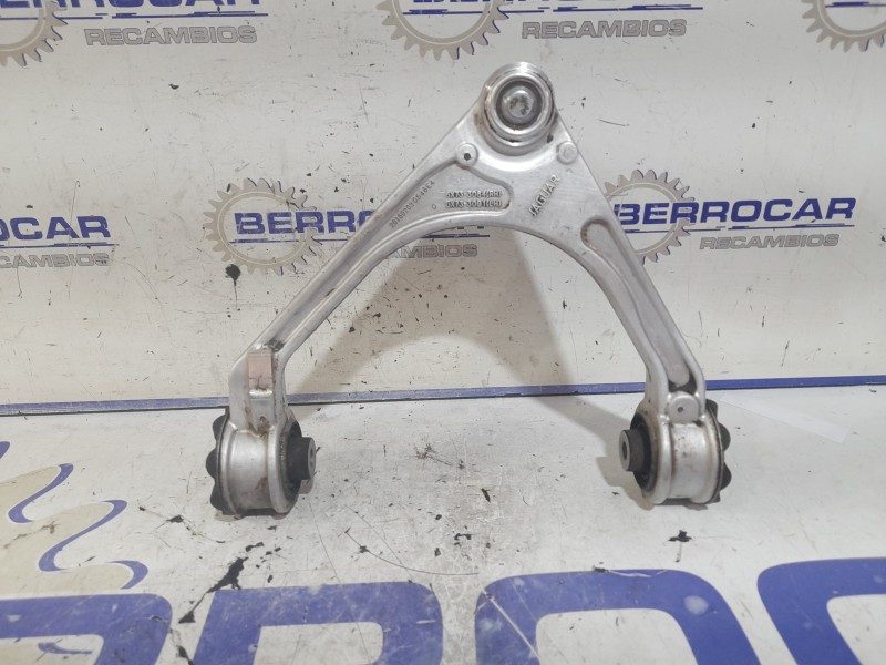 Recambio de brazo suspension inferior delantero izquierdo para jaguar xe 2.0 diesel cat referencia OEM IAM GX733091  