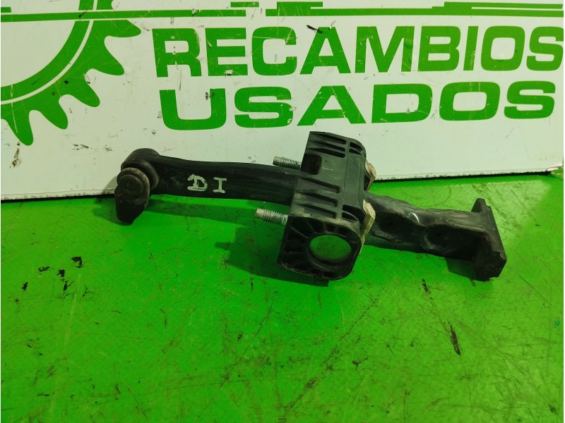 Recambio de retenedor puerta para opel astra h berlina essentia referencia OEM IAM 13107175  