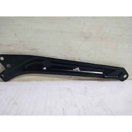 Recambio de soporte faro derecho para skoda yeti active referencia OEM IAM 5L0805932  