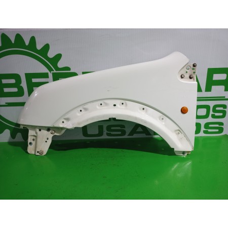 Recambio de aleta delantera izquierda para ford transit connect (tc7) 1.8 tdci cat referencia OEM IAM 5131152  