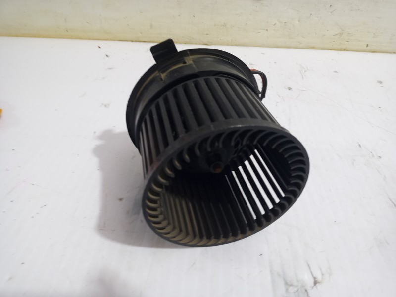 Recambio de motor calefaccion para peugeot 308 sw envy referencia OEM IAM T1000588K  