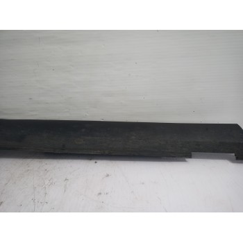 Recambio de faldon lateral para seat altea xl (5p5) family referencia OEM IAM 5P0853852F  