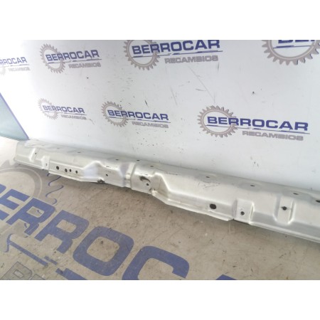 Recambio de travesaño superior para kia sorento 2.5 crdi referencia OEM IAM 865853E000  