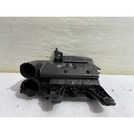 Recambio de caja filtro aire para peugeot 308 sw envy referencia OEM IAM 9673061080  