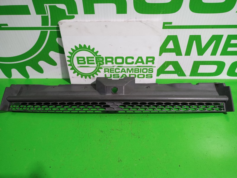 Recambio de rejilla delantera para ford transit connect (tc7) 1.8 tdci cat referencia OEM IAM 3T168350  