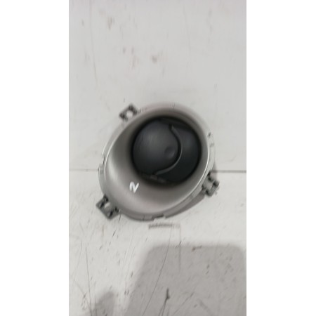 Recambio de rejilla aireadora para nissan juke (f15) 1.5 dci referencia OEM IAM 687P400A26  