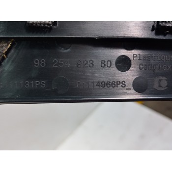 Recambio de cubierta motor para jeep avenger altitude referencia OEM IAM 9825492380  