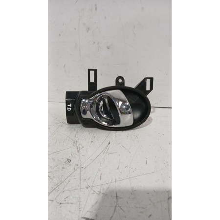 Recambio de maneta interior trasera derecha para nissan juke (f15) 1.5 dci referencia OEM IAM 806701HB3A  