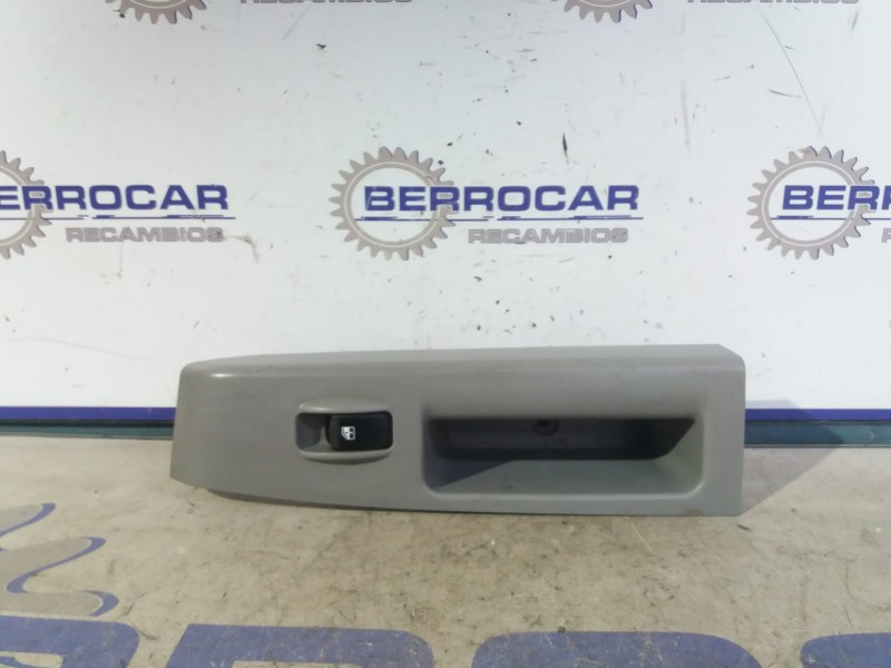 Recambio de mando elevalunas trasero izquierdo para kia sorento 2.5 crdi referencia OEM IAM 478521-B110  