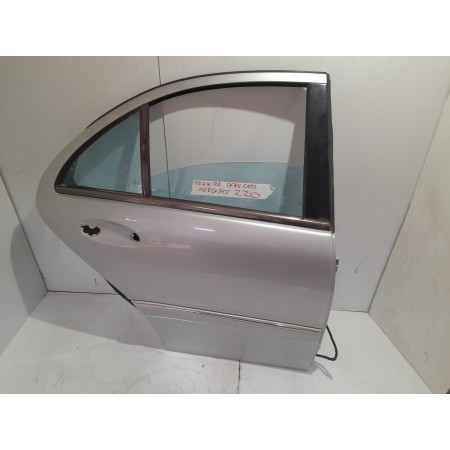 Recambio de puerta trasera derecha para mercedes-benz clase c (w203) berlina 2.2 cdi cat referencia OEM IAM A2037300205  