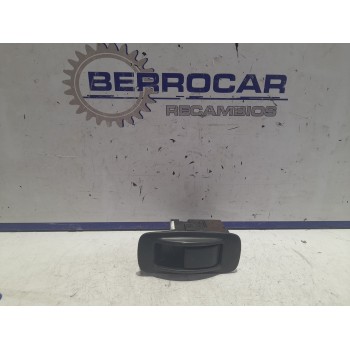 Recambio de mando elevalunas trasero izquierdo para toyota corolla verso (r1) 2.2 d-cat referencia OEM IAM 4801 0F030  